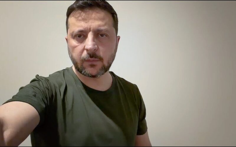 Слідчі Національної поліції та СБУ ведуть зараз розслідування всіх обставин нападу в Києві