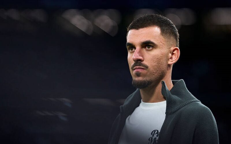 Аякс має намір запросити центрбека Реала