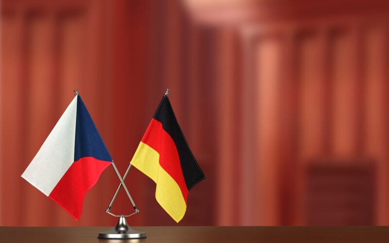 Німеччина та Чехія викликали послів РФ через погрози