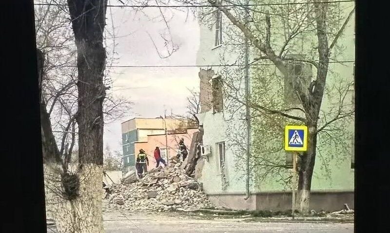 Російську Сизрань атакували безпілотники – пабліки