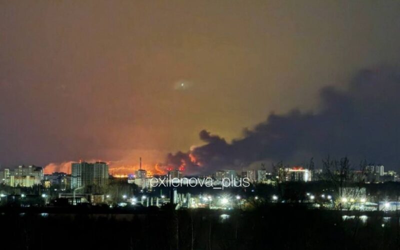 Росію масовано атакують БпЛА: куди “прилетіло”