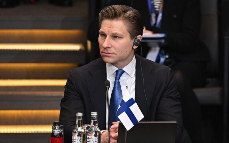 У Фінляндії розглядають дозвіл на ввезення ядерної зброї