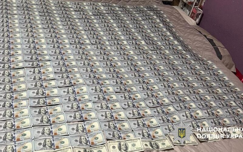 У Києві викрили схему відстрочок через опікунство