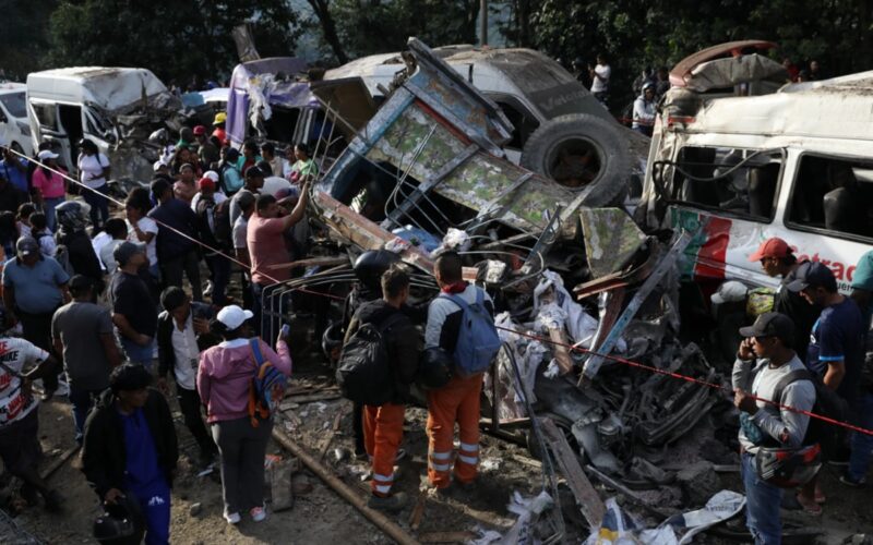У Колумбії внаслідок теракту вибухнув автобус, багато загиблих