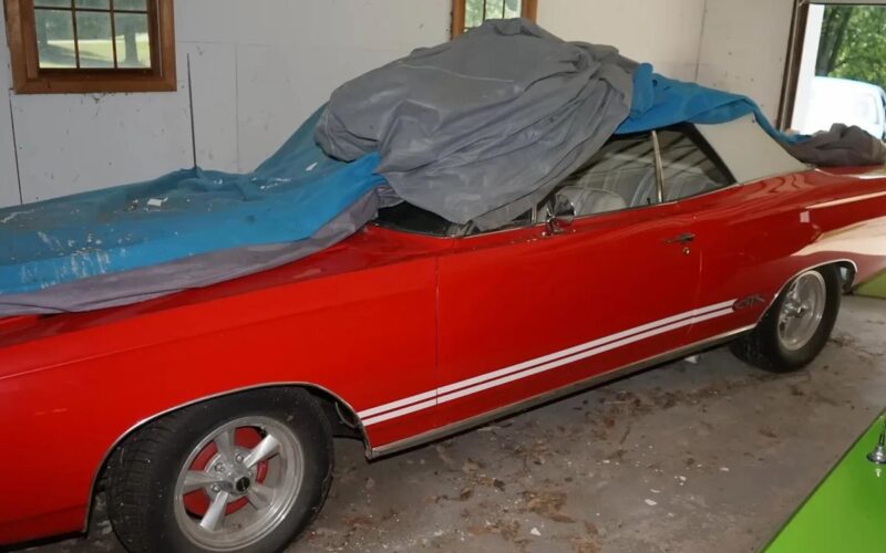 У США виявили секретну колекцію вінтажних спортивних авто