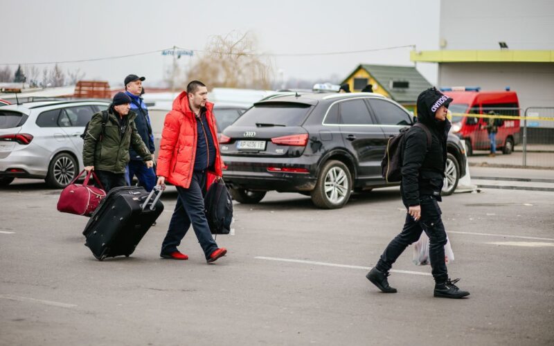 Євроухилянти. В ЄС налаштовані повертати українців